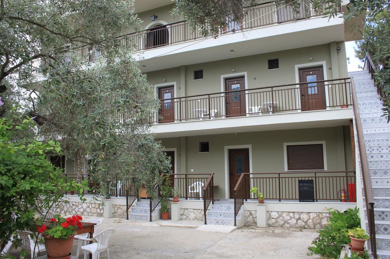 Aparthotel House Ekton à Pefkari Extérieur photo